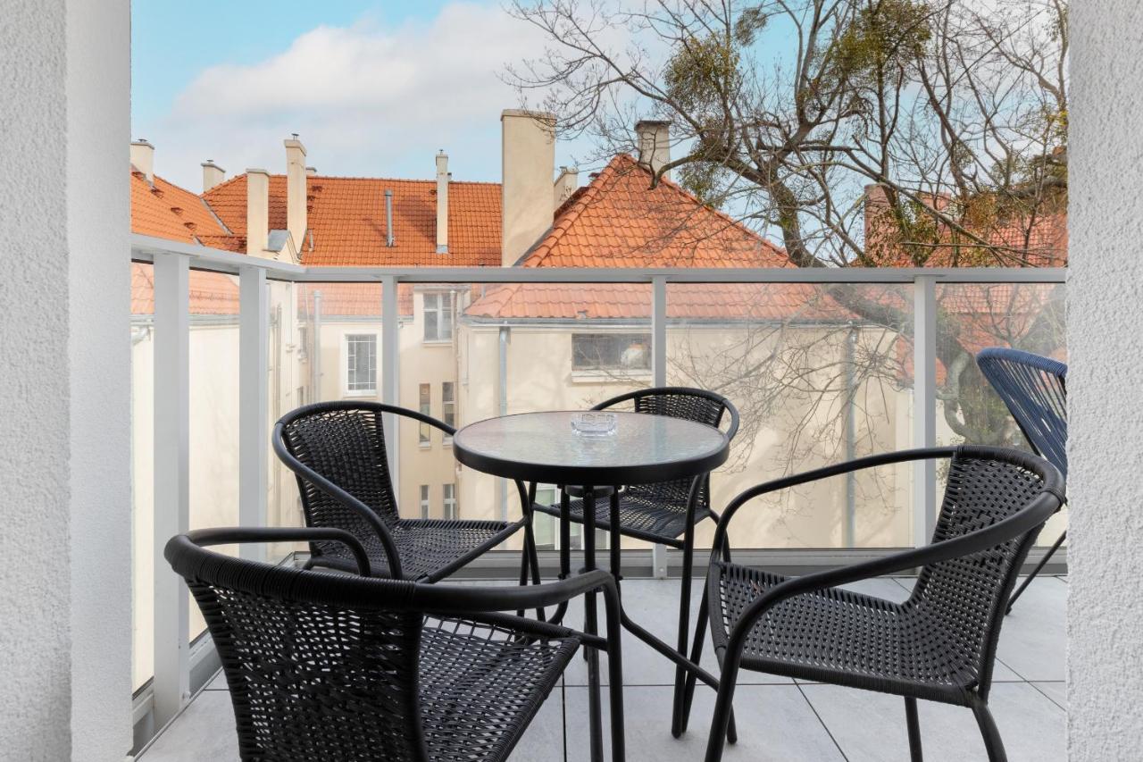 Apartment Kollataja With Parking By Renters Prestige